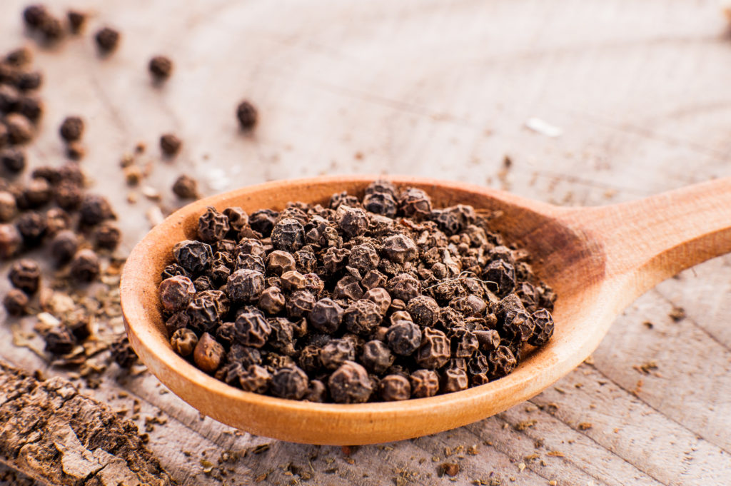 black-pepper-good-for-you-health-benefit-and-nutrition-vibrant-health